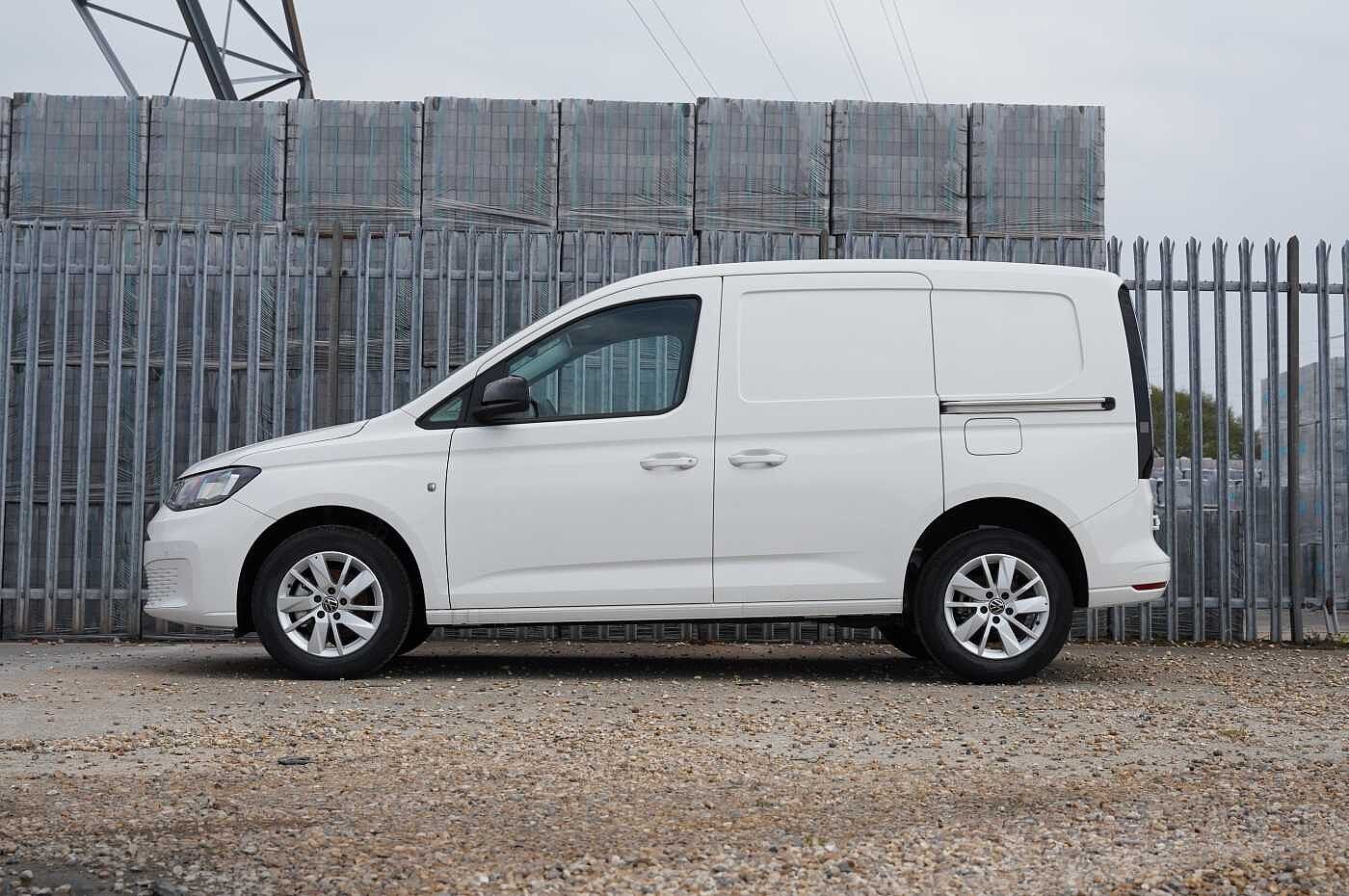 Volkswagen CADDY Commerce Pro C20 TDI 102PS Van Tech Pack 2.0 6 SPEED
