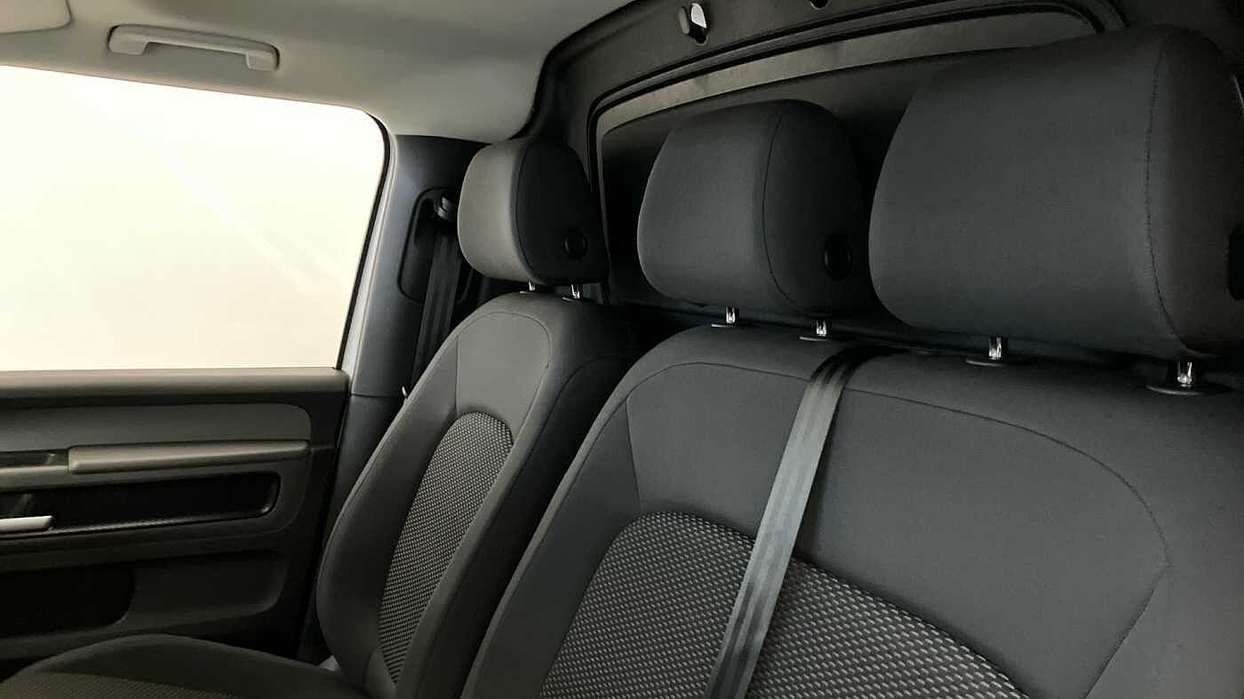Volkswagen Id. Buzz Cargo 210kW Commerce Plus 79kWh Auto ***NAV+HEATED SEATS***