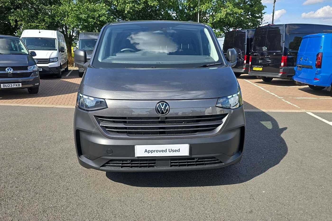 Volkswagen Transporter 2.0 TDI T28 Commerce Plus Panel Van 5dr Diesel Manual FWD SWB Euro 6 (s/s) (110