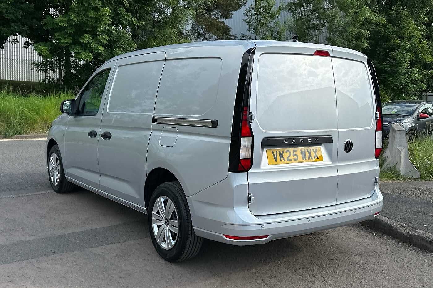 Volkswagen Caddy Cargo Maxi C20 Diesel 2.0 TDI 102PS Commerce Plus Van