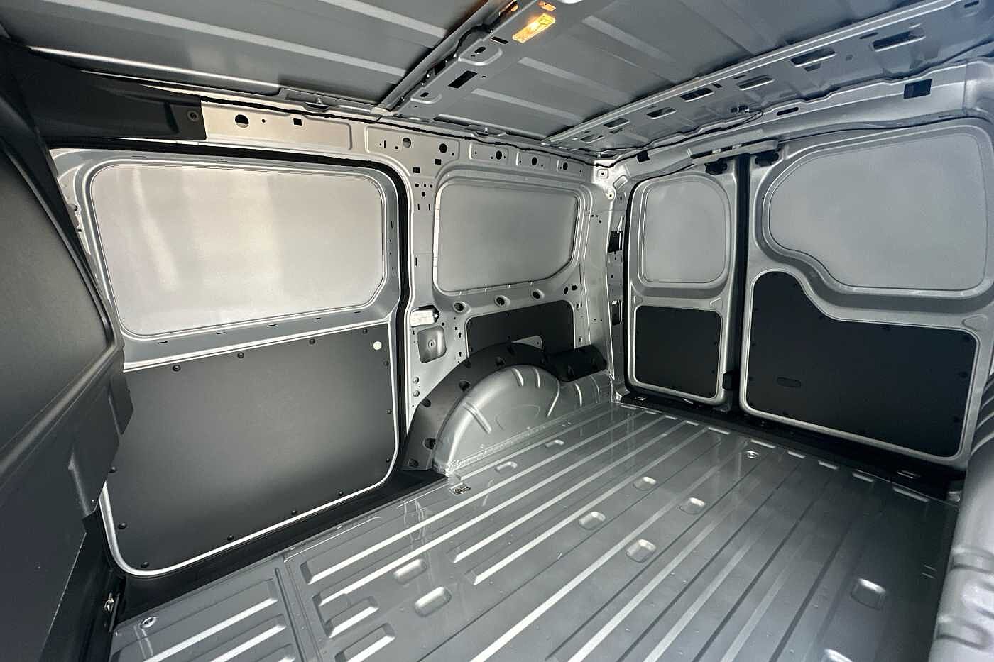 Volkswagen Caddy Cargo Maxi C20 Diesel 2.0 TDI 102PS Commerce Plus Van