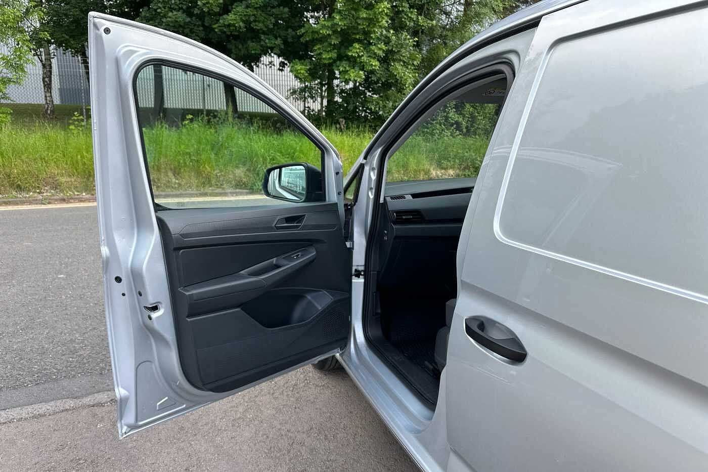 Volkswagen Caddy Cargo Maxi C20 Diesel 2.0 TDI 102PS Commerce Plus Van