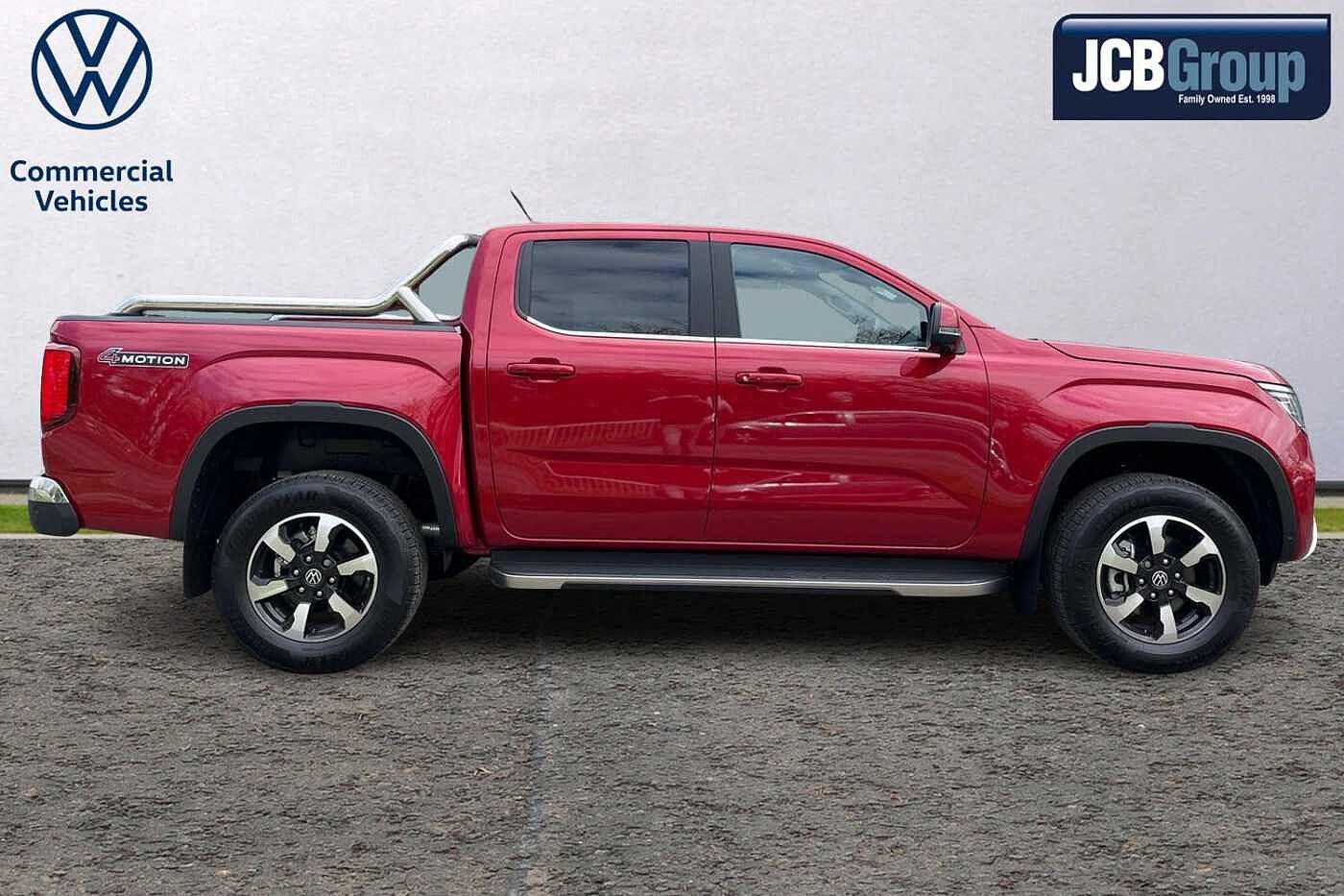 Volkswagen Amarok 2.0TDI 205PS Style 4MOTION Pick-Up, ONLY DONE 600 MILES
