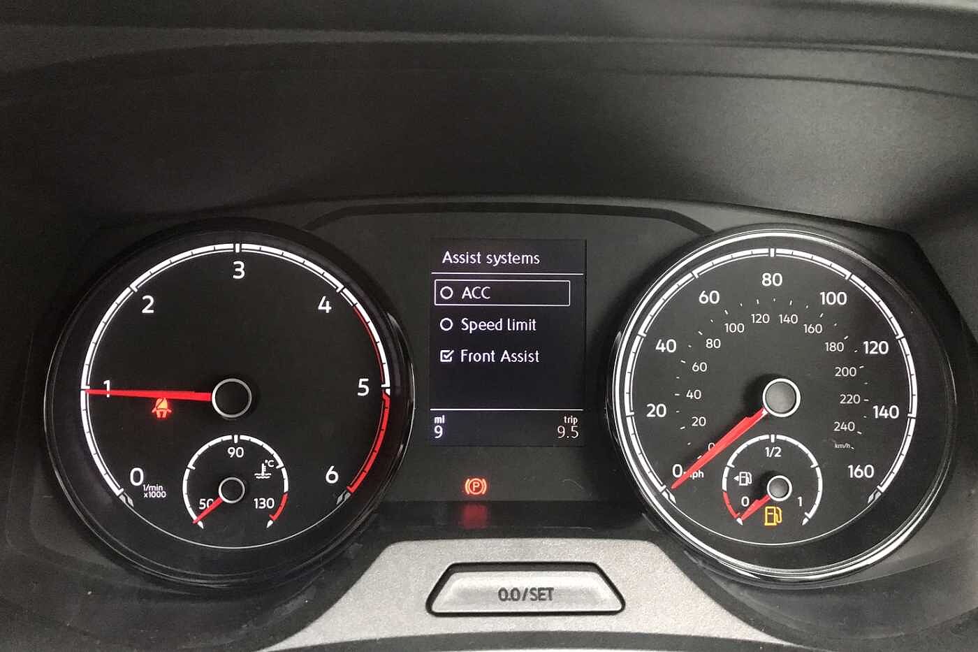 Volkswagen Transporter Highline SWB 110 PS 2.0 TDI 5sp Manual