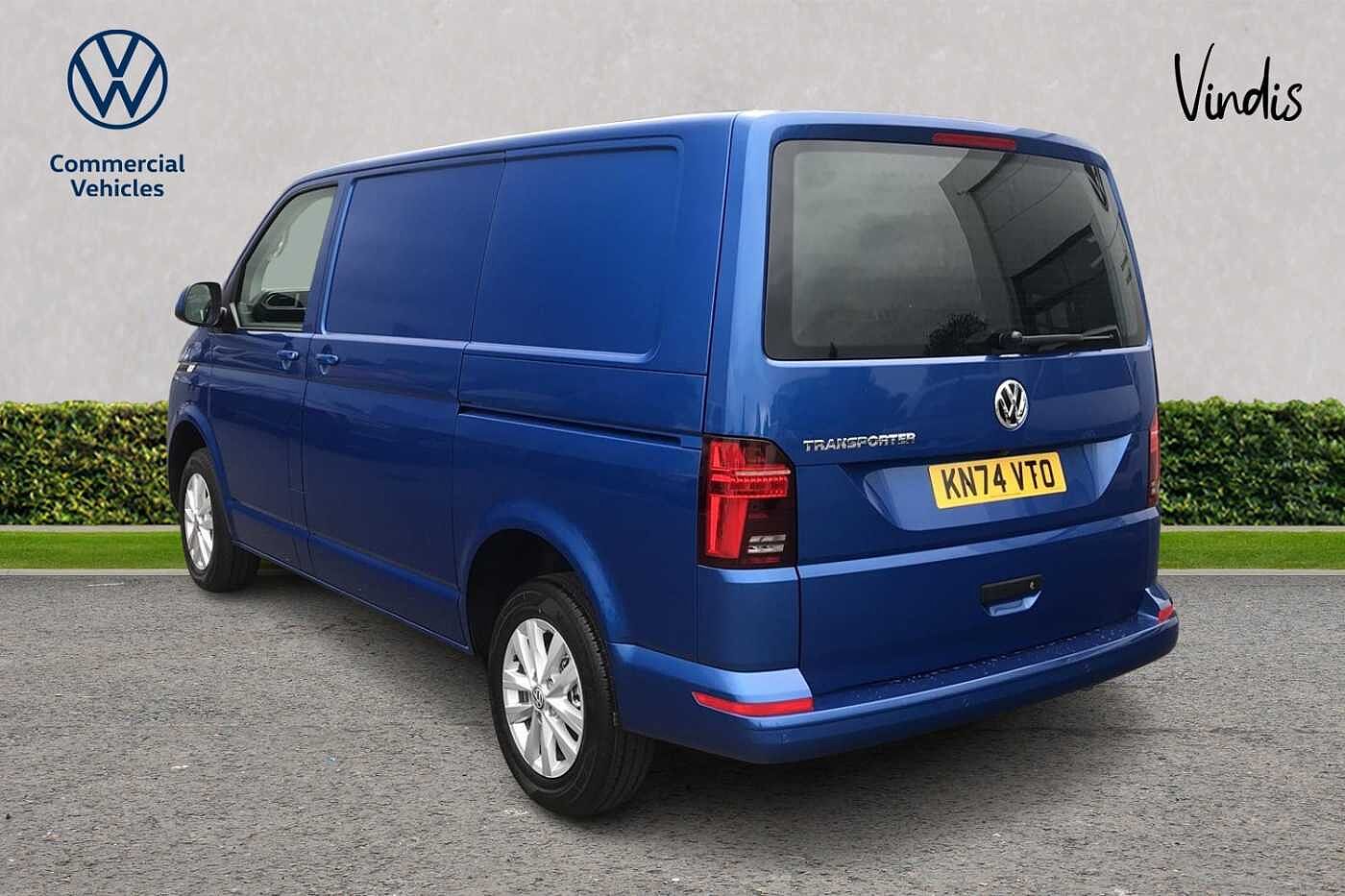 Volkswagen Transporter Highline SWB 110 PS 2.0 TDI 5sp Manual
