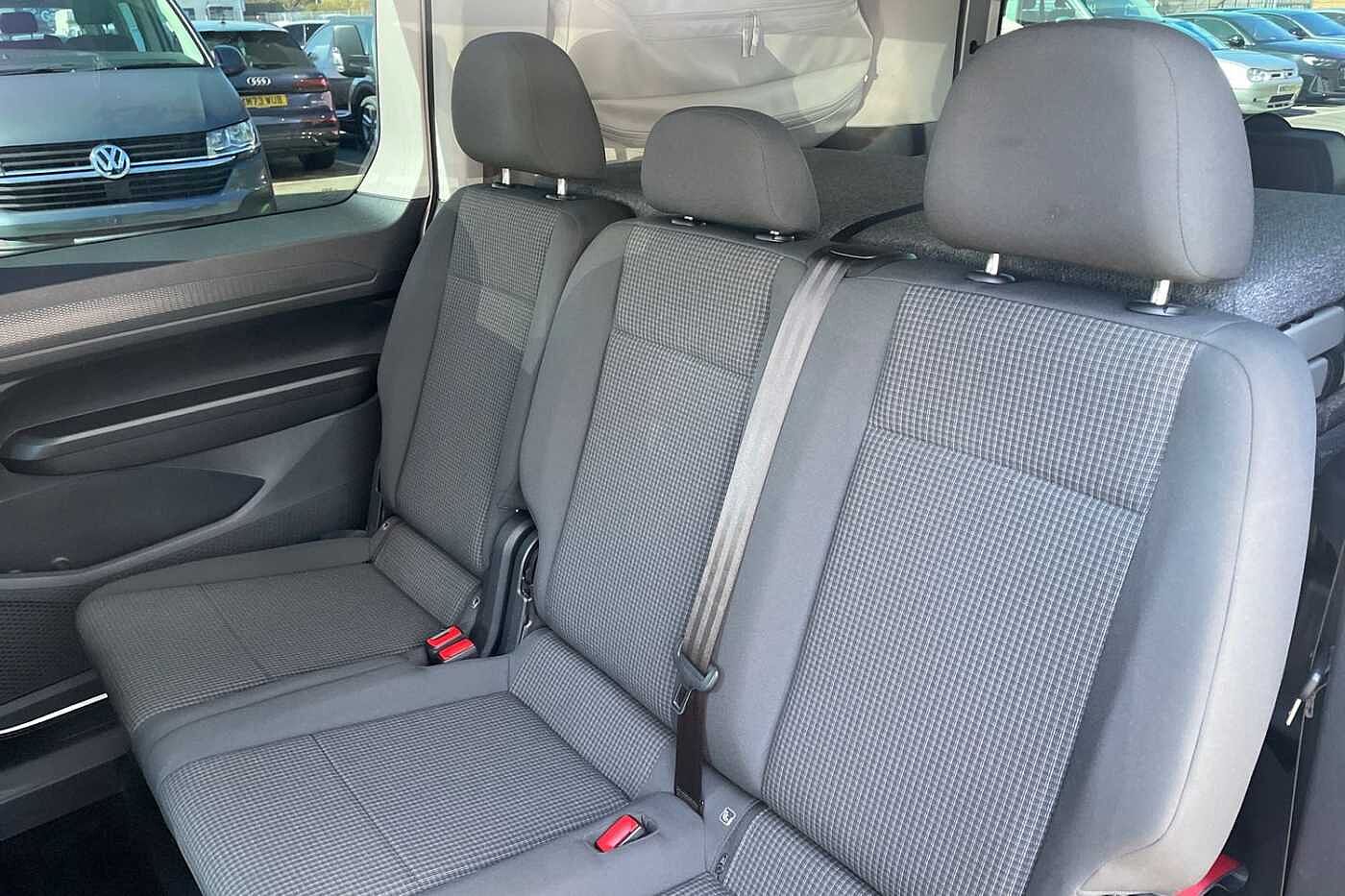 Volkswagen Caddy California Maxi 102 PS 2.0 TDI 6sp Manual Diesel*Camper Van*
