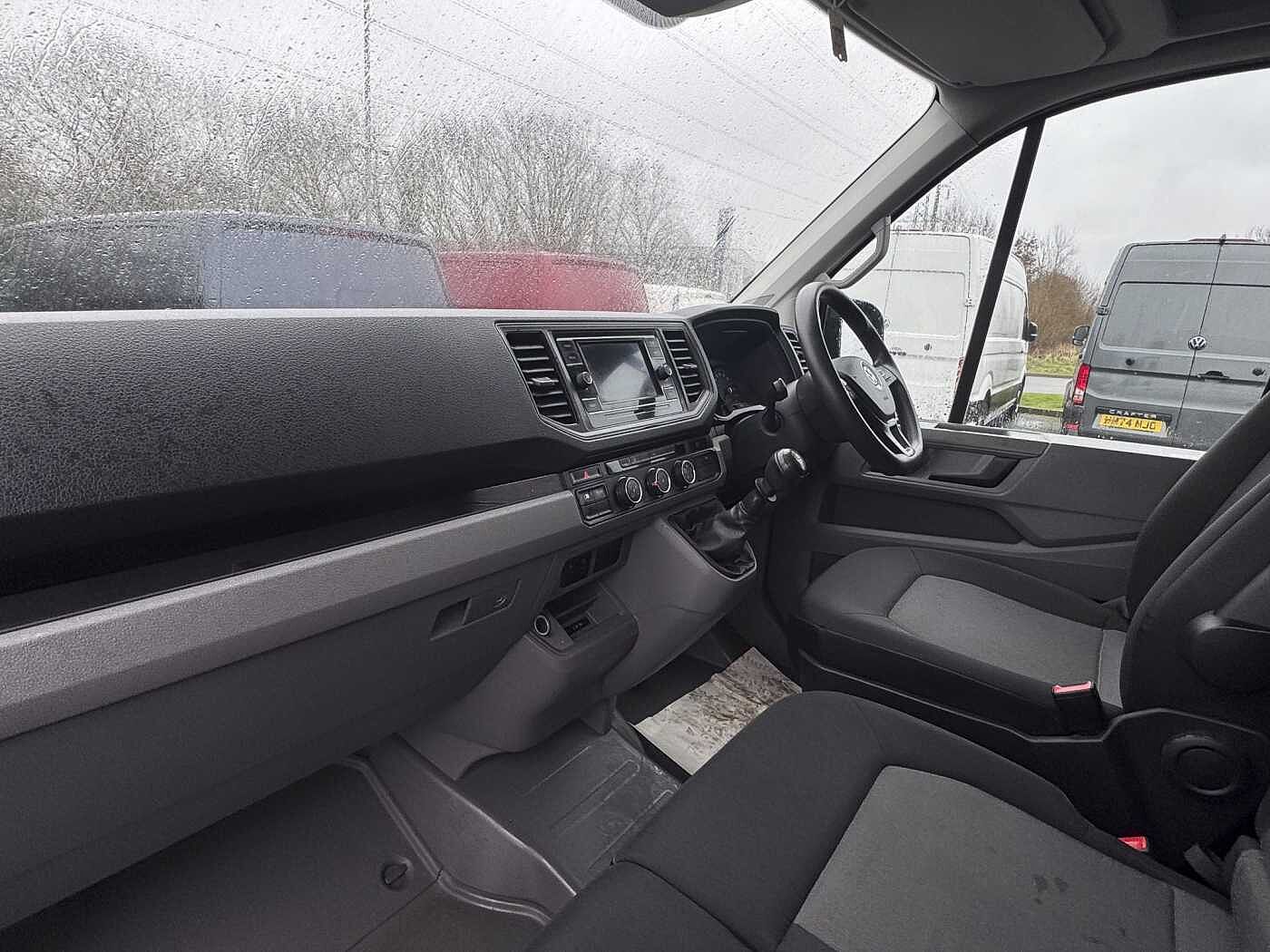 Volkswagen CRAFTER Trendline CR35 TDI 140PS High Roof Van 2.0 6 SPEED