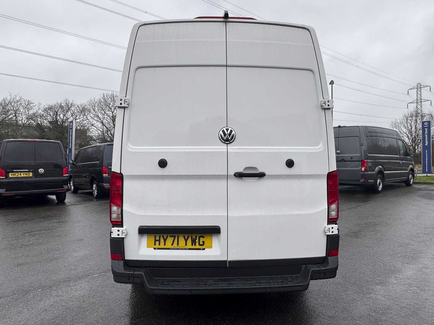 Volkswagen CRAFTER Trendline CR35 TDI 140PS High Roof Van 2.0 6 SPEED