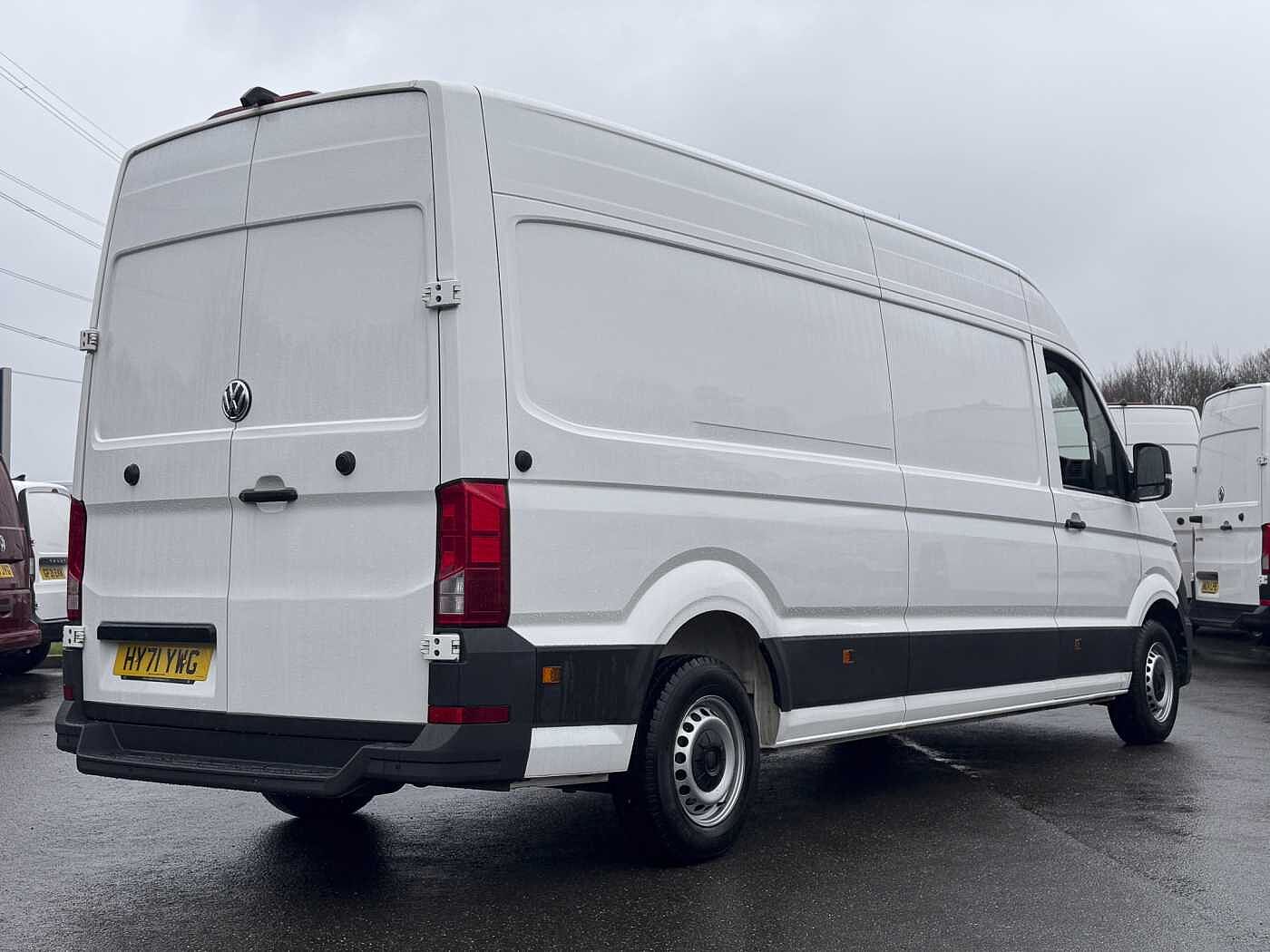 Volkswagen CRAFTER Trendline CR35 TDI 140PS High Roof Van 2.0 6 SPEED