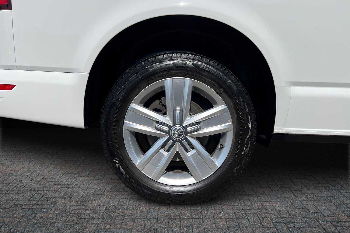 Volkswagen Transporter 2.0 TDI T32 Highline Crew Van Double Cab 5dr Diesel DSG FWD SWB Euro 6 (s/s